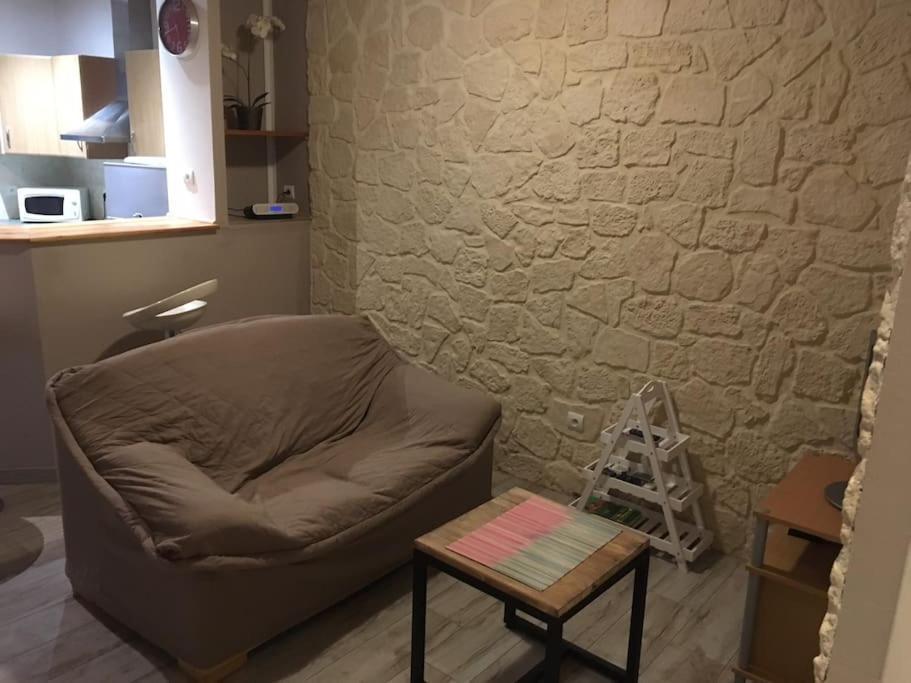 Gite Aux Aspres Logement De 65M² Fontcouverte  Exterior foto